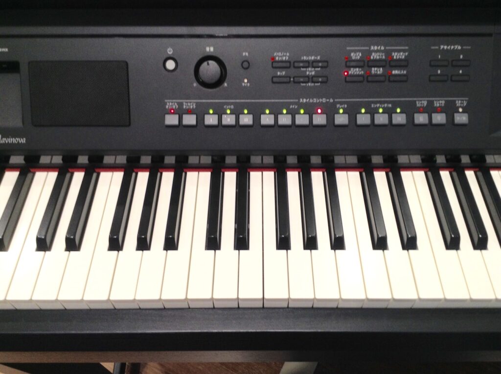 電子ピアノ